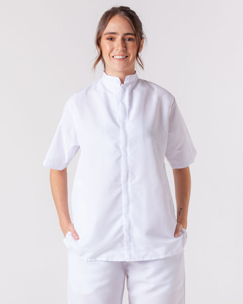 Copia de Bata En Antifluido Cuello Nerú Manga Corta Unisex Blanca