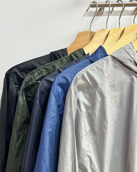 Unisex Windbreaker Jacket with Hood – 3 Colors Ref: 104